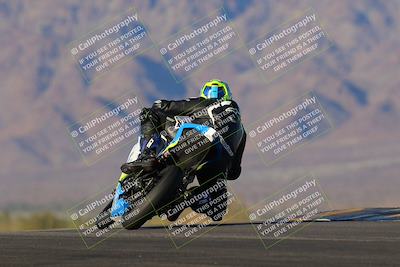 media/Dec-04-2022-CVMA (Sun) [[e38ca9e4fc]]/Race 12 500 Supersport-350 Supersport/